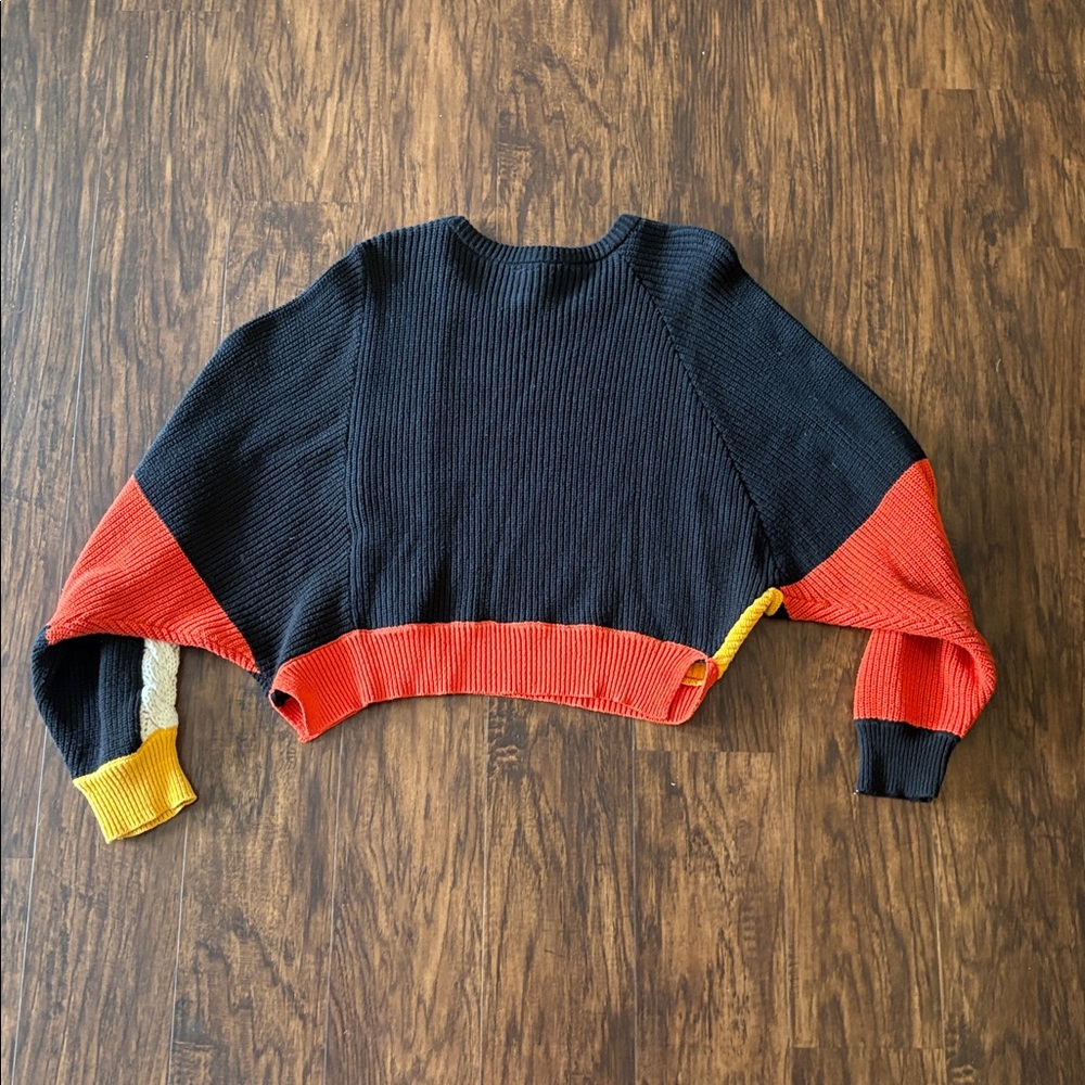 Moon & Madison Color Block Textured Sweater - Picture 2 of 5